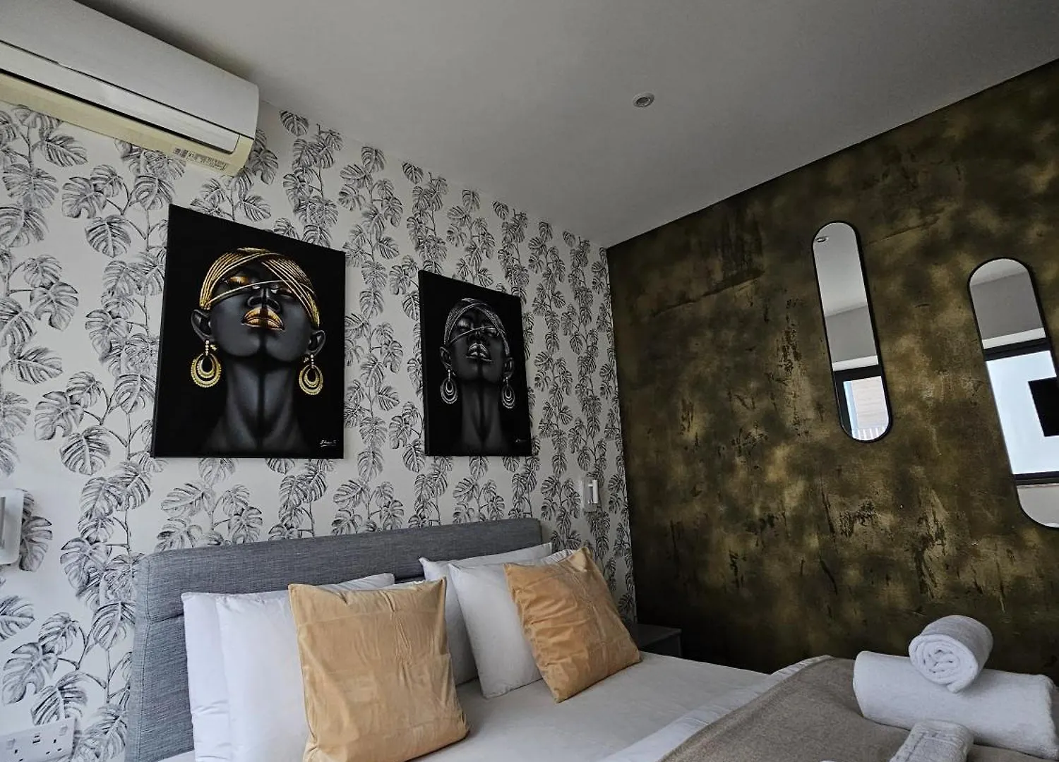 Korzo Suites Sliema III アパート